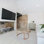 Hyp - Casa Lagareta