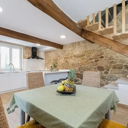 Holiday home Hyp - Casa Lagareta *